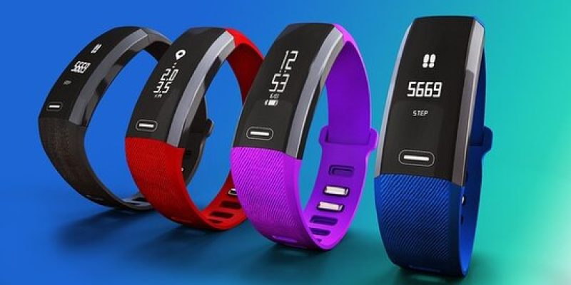 7 Best Fitness Trackers in 2025